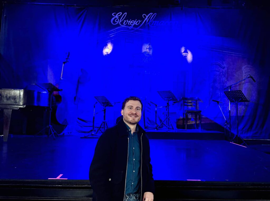 Glenn at the El Viejo Almacén tango show