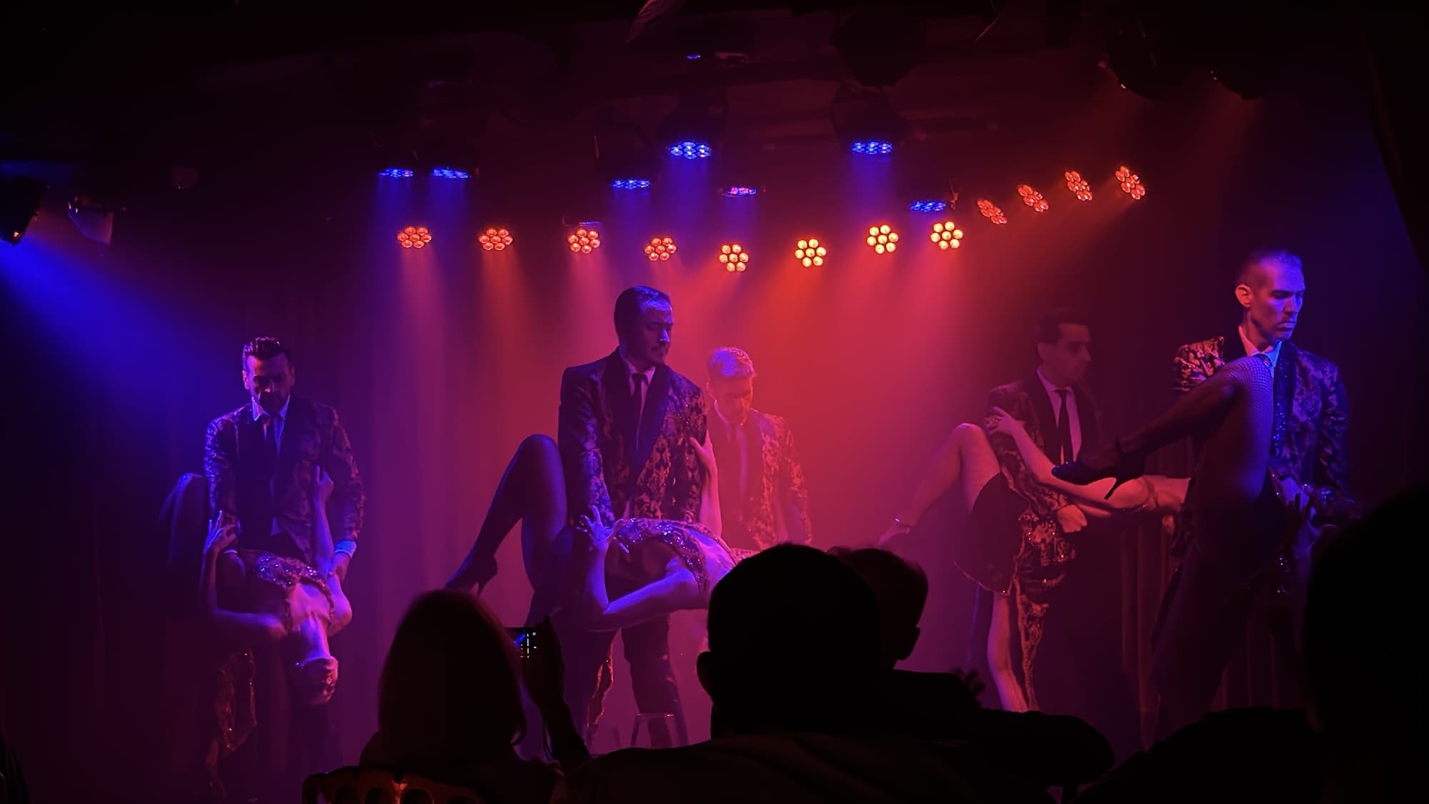 Palco de apresentação do Rojo Tango